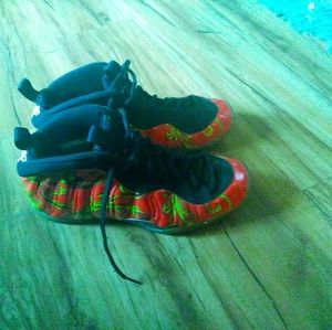 Nike air foamposite one supreme